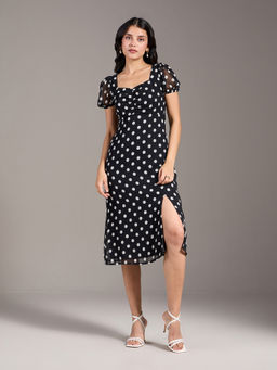 Twenty Dresses by Nykaa Fashion - Black And White Polka Print Sweetheart Neck Midi Dress