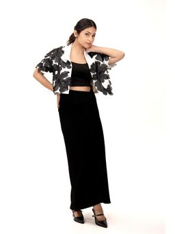 Naav - Black Mono Banana Crop Top with Shrug and Skirt