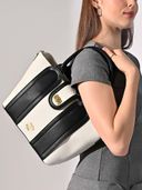 Off White color option, Currently selected