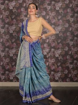 Odette - Women Blue Georgette Ombre Saree