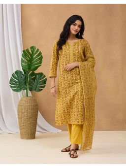Fabindia - Yellow Cotton Printed Floral Kurta with Pant and Dupatta