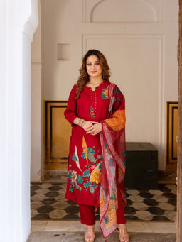Autumnlane - Women Red Printed Kurta with Pant and Dupatta (Set of 3)