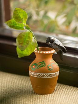 ExclusiveLane - 'The Thirsty Crow' Handmade Garden Decorative Showpiece In Terracotta