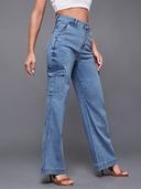 Blue color option, Currently selected