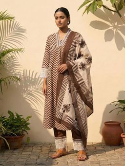 trueBrowns - Brown Chevron Print Kurta Pant With Dupatta