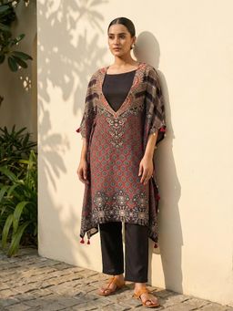 trueBrowns - Maroon Black Print Embroidered Kaftan Kurta With Pant