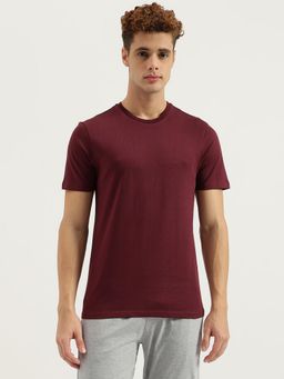 United Colors of Benetton - Maroon Relaxed Fit Round Neck Solid T-Shirt