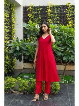 WEAVLLITE - Red Silk Blend Solid Kurta with Pant (Set of 2)