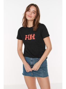 Trendyol - Women's Comfortable Black T-shirts