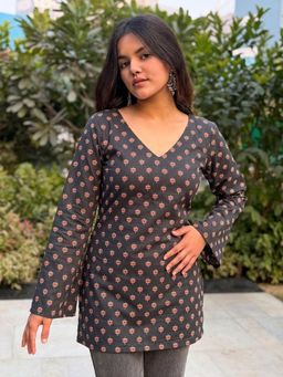 ILLICA - Women Black Printed Cotton Tunic