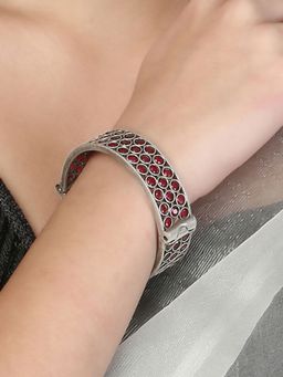 Adwitiya - Women Oxidised Silver Plated Red Stone Studded Kada