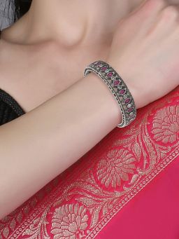 Adwitiya - Women Oxidised Silver Plated Kundan and Red Stone Studded Kada