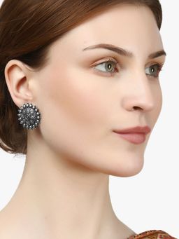 Adwitiya - Look Like Silver Circular Shaped Studs