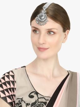 Adwitiya - Oxidized Silver Plated Handcrafted Maang Tikka