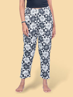 Kryptic - White Printed Cotton Relaxed Fit Pyjama