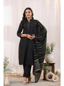 Black color option, Sold out, Currently selected