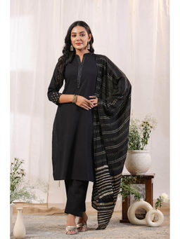 Anubhutee - Womens Black Solid Kurta with Trouser & Dupatta (Set of 3)