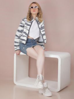 CRIMSOUNE CLUB - Women Blue Horizontal Stripes Crop Length Fur Jacket