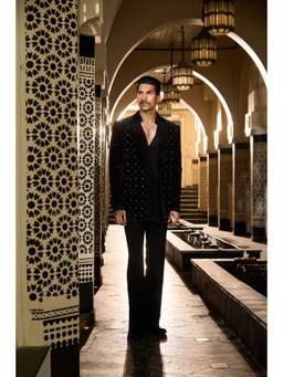 CONTRAST BY PARTH - Cipher Short Black Jacket with Kurta and Trousers