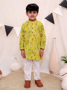 Ka-mee - Cotton Woven Kurta and Pyjama - Green