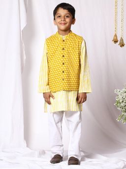 Ka-mee - Cotton Woven Kurta and Pyjama With Jacket - Yellow