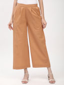 Tan color option, Currently selected