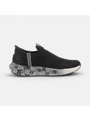 Black color option, Sold out, Currently selected