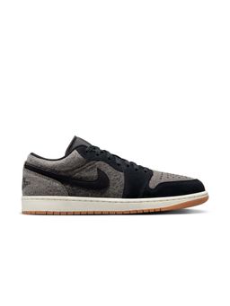 Nike - Men Air Jordan 1 Low SE JORDAN LEGACY Sneakers