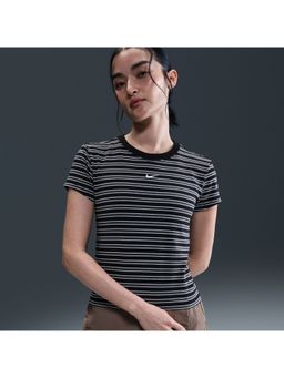 Nike - Women Sportswear Chill Knit T-shirt