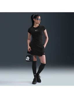 Nike - Women Sportswear T-shirt