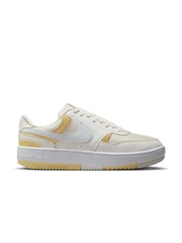 Nike - Women Gamma Force Sneakers