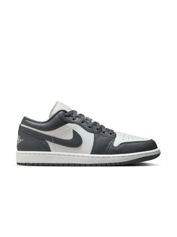 Nike - Men Air Jordan 1 Low Sneakers