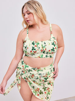 Cider - Square Neck Strawberry Graphic Bracelet Bikini Swimsuit With Sarong Curve & Plus