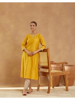 Fabindia - Women Yellow Cotton Silk Embroidered Straight Kurta