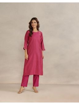 Fabindia - Women Pink Cotton Silk Embroidered Straight Kurta