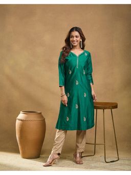 Fabindia - Women Green Cotton Silk Embroidered Straight Kurta
