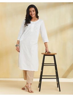 Fabindia - Women White Cotton Embroidered Straight Kurta