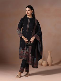 Shree - Women Wool Blend Black Jacquard Kurta with Pant and Dupatta