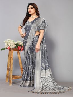 FABMORA - Women Grey Chiffon Printed Saree with Unstitched Blouse