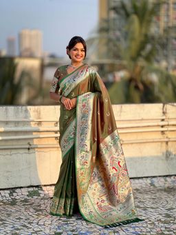 ELITE WEAVES - Chandrakor Paithani Silk Green Banarasi Zari Woven Saree with Unstitched Blouse