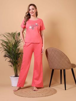 Bedtime Story - Coral Printed Comfortable T-Shirt and Pyjama