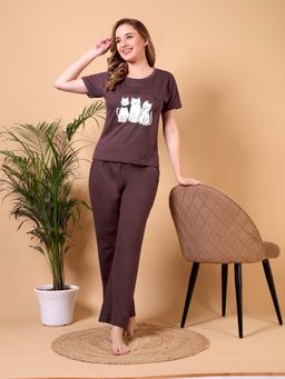 Bedtime Story - Wine Printed Comfortable T-Shirt and Pyjama