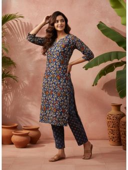 Gahan - Navy Blue Floral Printed Straight Pure Cotton Kurta with Pant
