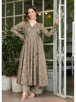 Gahan - Womens Olive Paisley Printed Anarkali Kurta with Pant