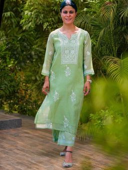Gahan - Womens Green Embroidered Work Straight Kurta with Pant