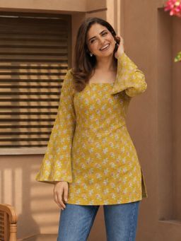 Gahan - Womens Mustard Printed Straight Only Kurta