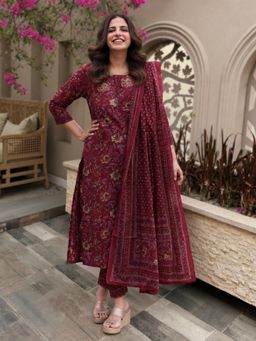 Gahan - Womens Wine Viscose Straight Kurta with Pant & Dupatta