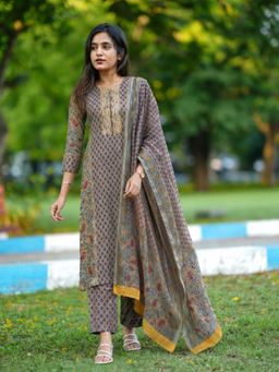 Gahan - Womens Multi Color Viscose Rayon Printed Kurta with Pant & Dupatta