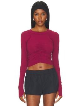 Free People - Tempo Women's Ruched Thumbhole Long Sleeve Crew Neck T-Shirt Pink