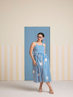 Muvazo - Skyline Petal Dress